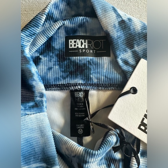 Beach Riot Tie Dye Bike Shorts Medium New With Tag - Picture 8 of 9